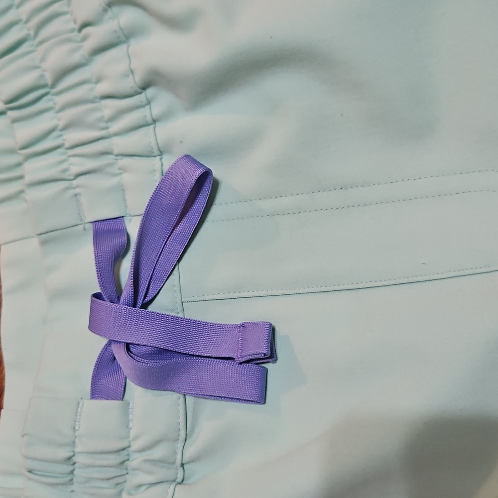 Figs Scrub Pants - Picture 2 of 5
